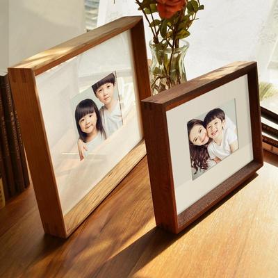 High-Grade Red Beech & Black Walnut Solid Wood 6-Inch Mortise & Tenon Photo Frame for Family Portraits
