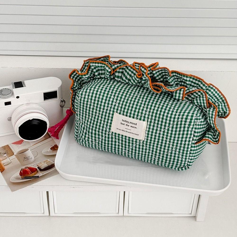Elegant Vintage Gingham Cosmetic Makeup Bag Ruffled Edges Large Capacity Beauty Bags Sweet Organizer Lace Clutch Gifts