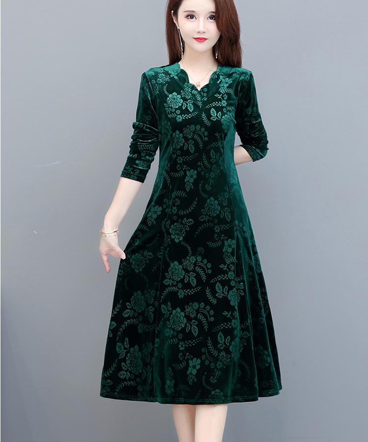 Mother Plus Size Autumn Velvet Dress Mid-length Slim Long-sleeved Middle-aged and Elderly Women