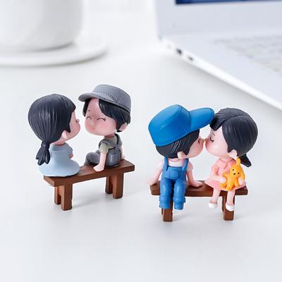 1 Pair Cute Couple Car Dashboard Decoration Cartoon Couple Kiss Figurine Mini Boy Girl