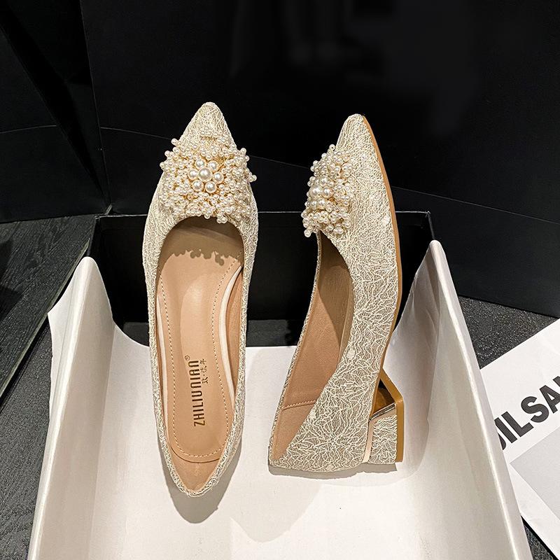 New Shoes for Women Low Heels Pumps Sweet Pearl High Heels Shoes Girl Pointed Toe Dress Shoes