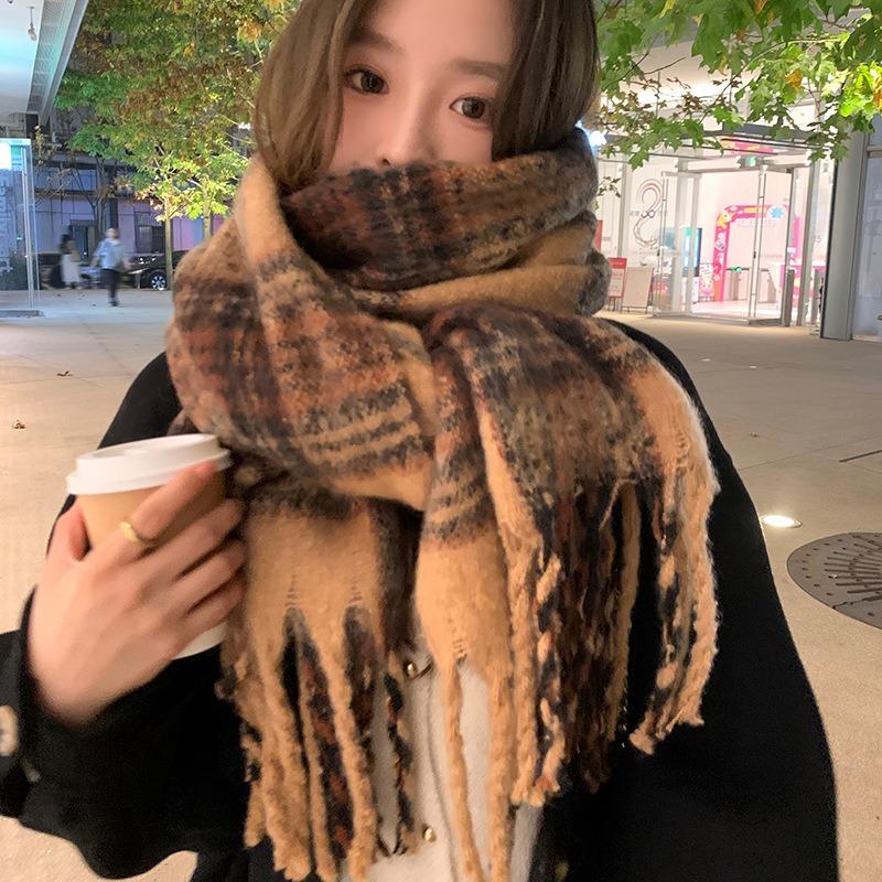 Winter new couple scarf contrasting stripes thickened men's warm scarf female student long scarf gift