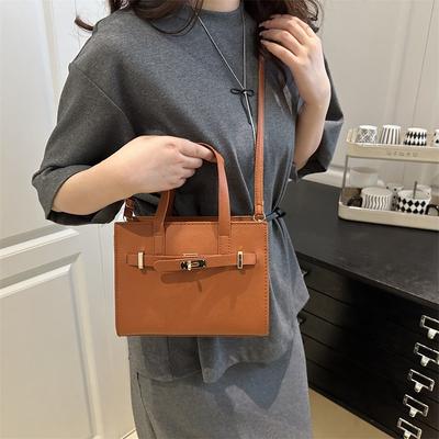 Premium Texture Spring and Summer New Handbag Atmospheric Urban Simple Commuting Portable Shoulder Messenger Bag