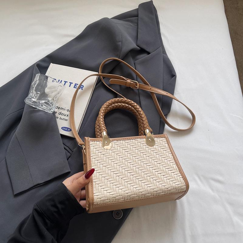 Niche handbag bag women's new popular fashion versatile messenger bag high-end single shoulder tote bag