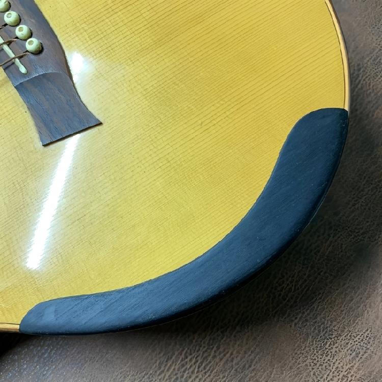 Wood Guitar Arm Support Optimizes Sound Projection Ergonomic Comfort Design Prevents Arm Contact for All Guitars