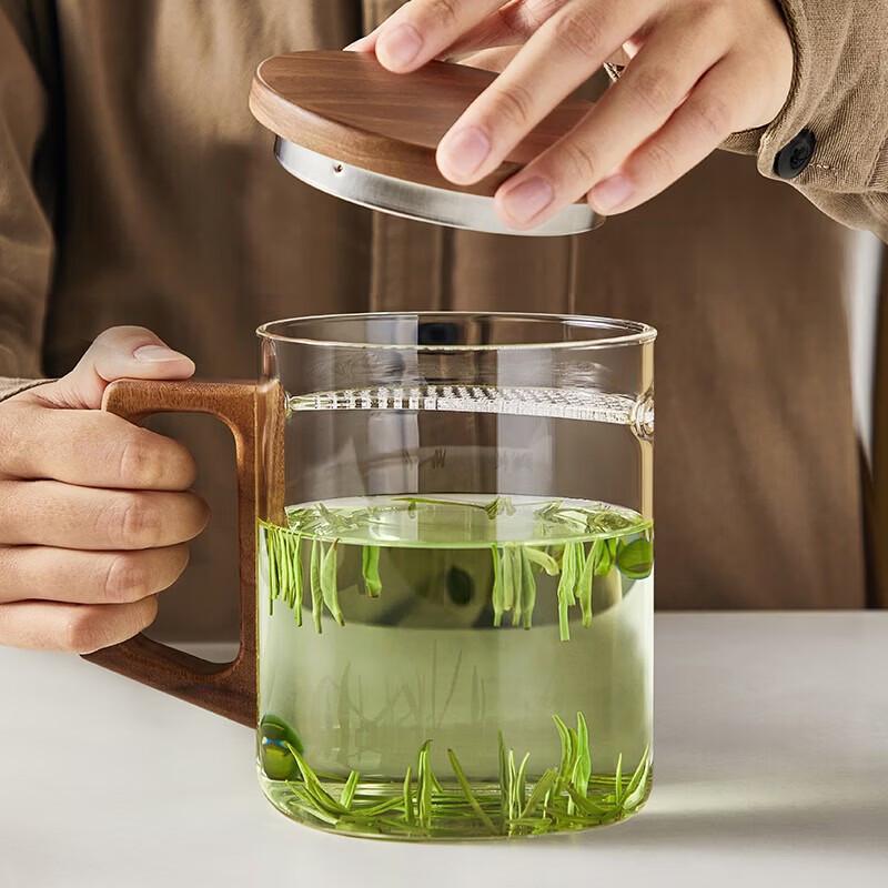 YIHUTEA Jun Ming Glass Mug with Walnut Lid, 800ml