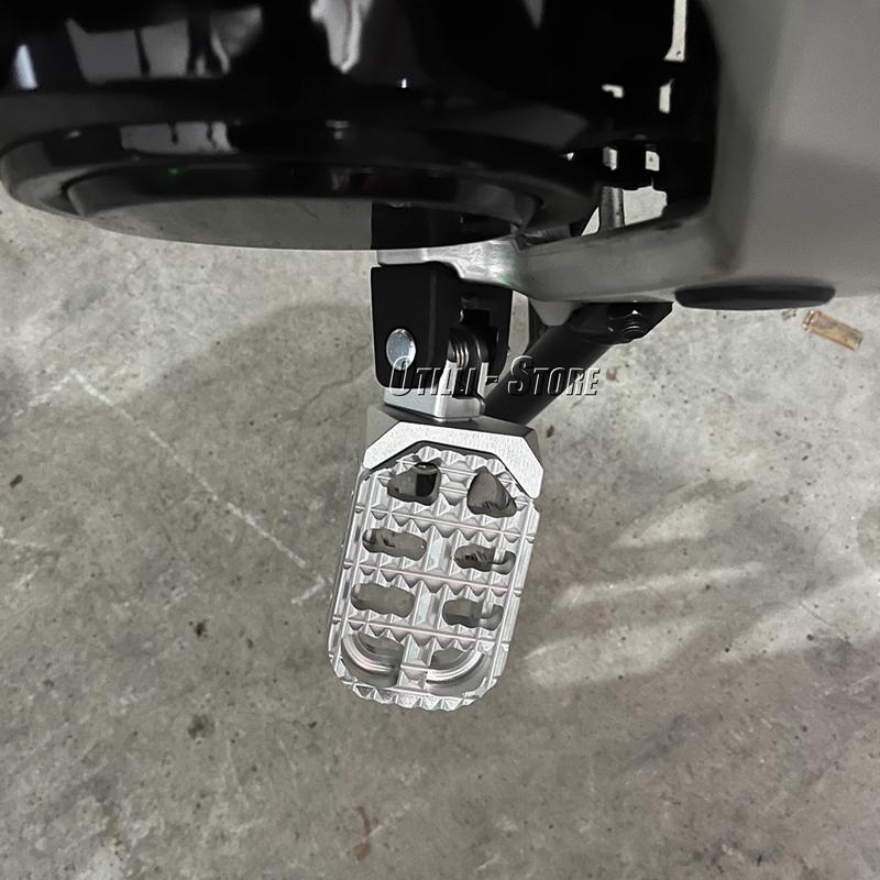 Motorcycle Accessories CNC Front Footrest Adjustable Extend Foot Pegs Foot Rest For CFMOTO 800MT CF 800 MT 900MT Explore
