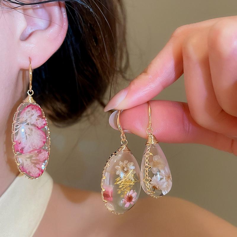 Elegant Resin Flower Water Drop Earrings: Chic Hook Design for Women