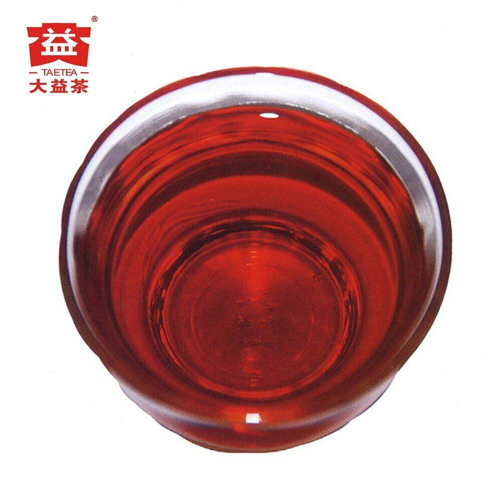 2010 TAETEA 7572 Dayi Shu Puerh Menghai Tee Batch 002/003 Reifer Puer Kuchen 357g