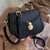 Fashionable Solid Color Small Bag Women's 2025 New Trendy Internet Celebrity Foreign Style Shoulder Bag Winter Retro Crossbody Bag Saddle Bag