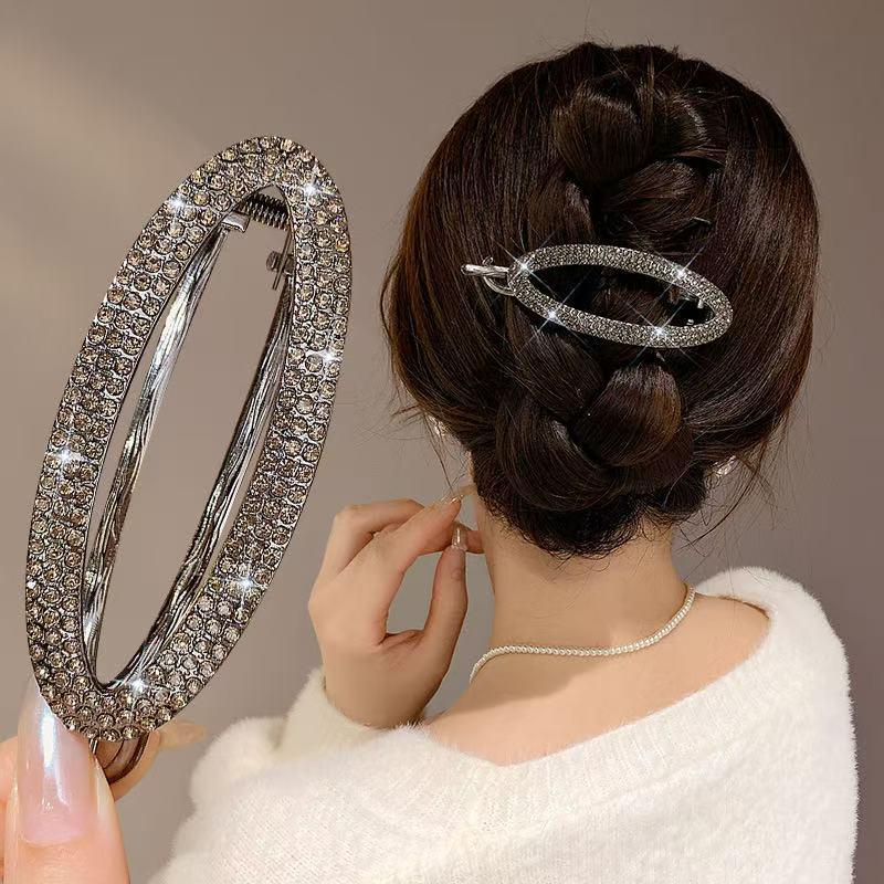 

Заколка-твист с кисточкой в виде трилистника «Кошачий глаз» для прически «пучок»