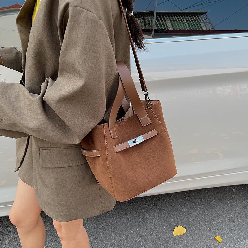 Die beliebte kleine Tasche dieses Jahres für Damen, Herbst und Winter, Retro, 2025 neu, vielseitig, Umhängetasche, Crossbody, Muttertasche, Beuteltasche