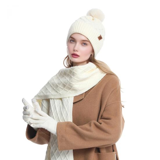 Women Winter Knitted Hat with Faux Fur Pom Pom Ball