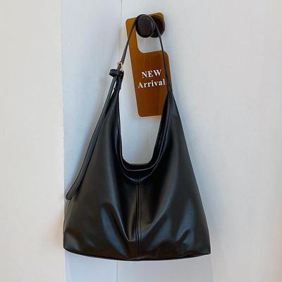 Retro Women's Commuter Bag: Gu Liang Ji Single Shoulder, Crossbody Tote, Autumn Winter Handbag with Large Capacity