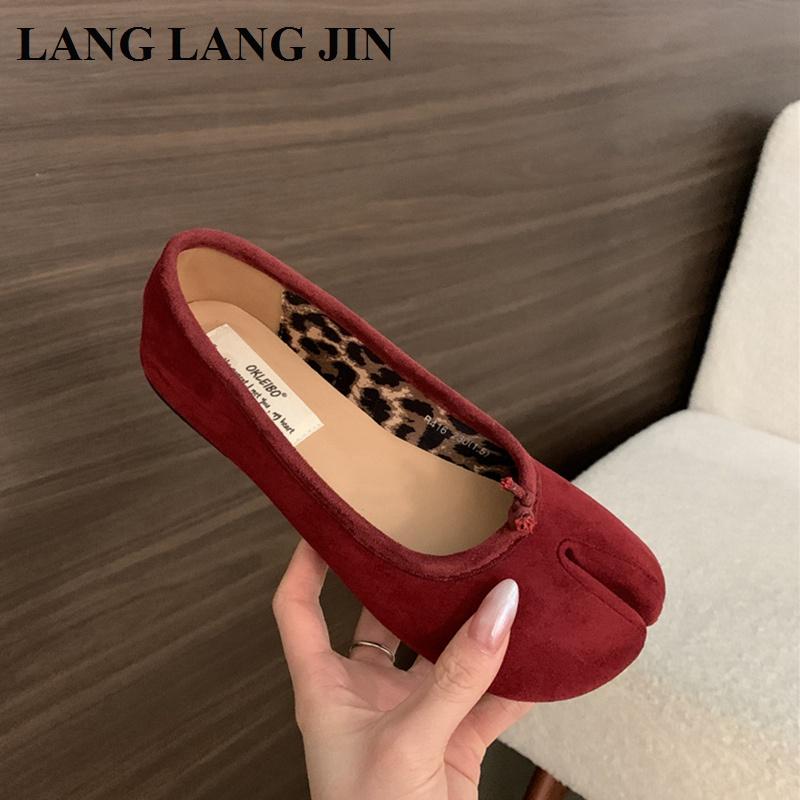 Women Flats Tabi Ninja Shoes Fashion Split Toe Ballet Leopard Print Shoe Comfy Flat Ballerina Soft Moccasins Casual Loafer Mujer