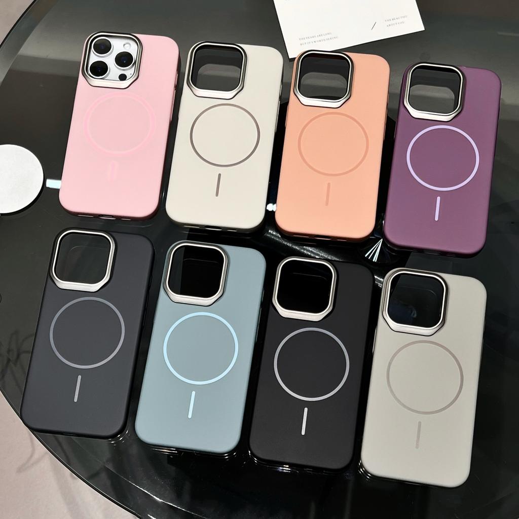 Applicable to Apple 17promax oil injection PC skin feeling mobile phone case iPhone16 magnetic blade lens 15 protective case