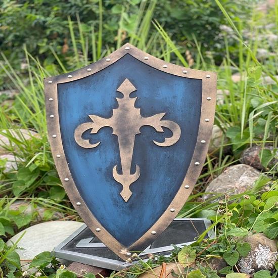 Bouclier Templier Chauffant 71,12 cm Chevalier Bleu et Or Bouclier Médiéval en Bois pour Cosplay, GN Décoration Murale Meilleur Cadeau