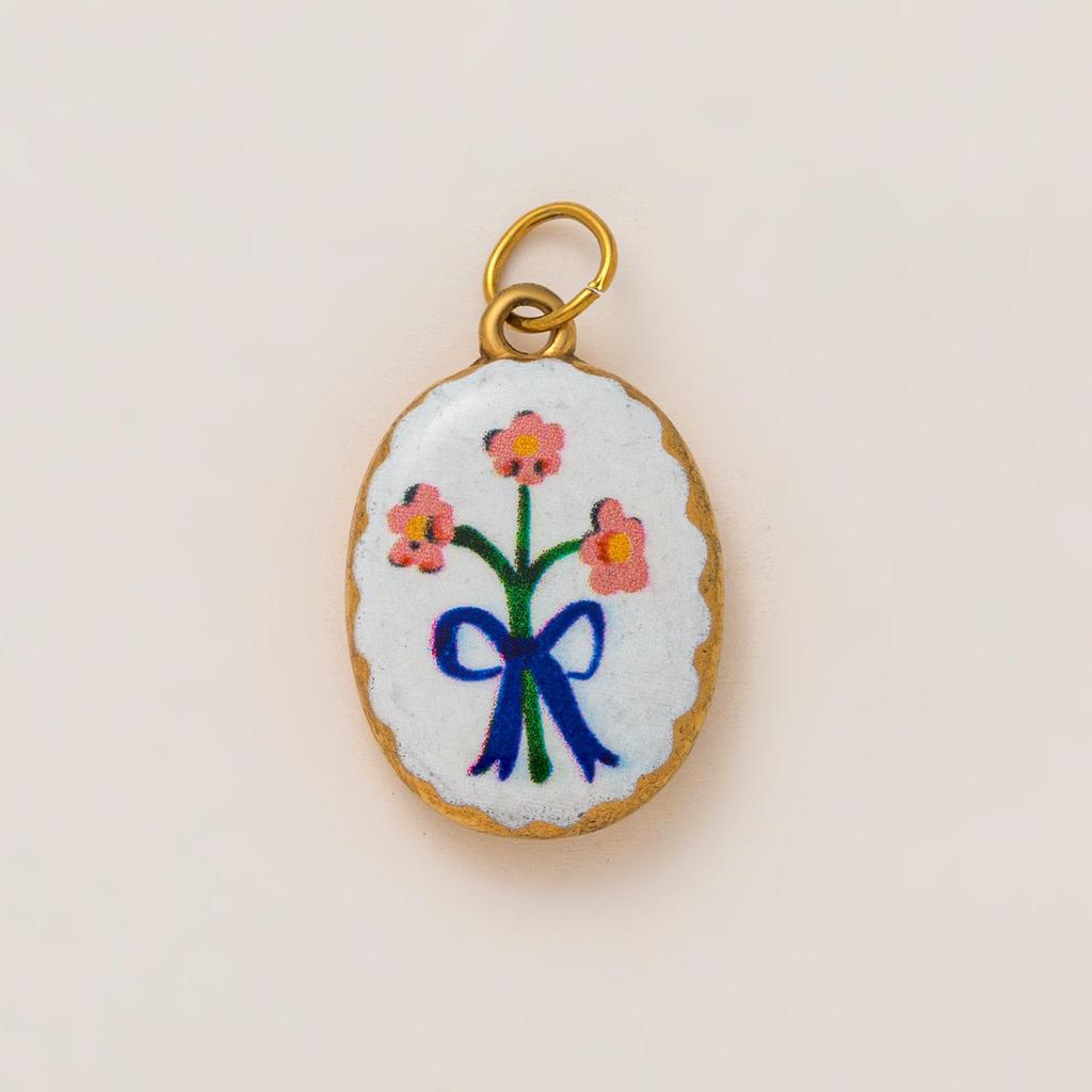 18K Gold Stainless Steel Heart Flower Pendant with Color Retention