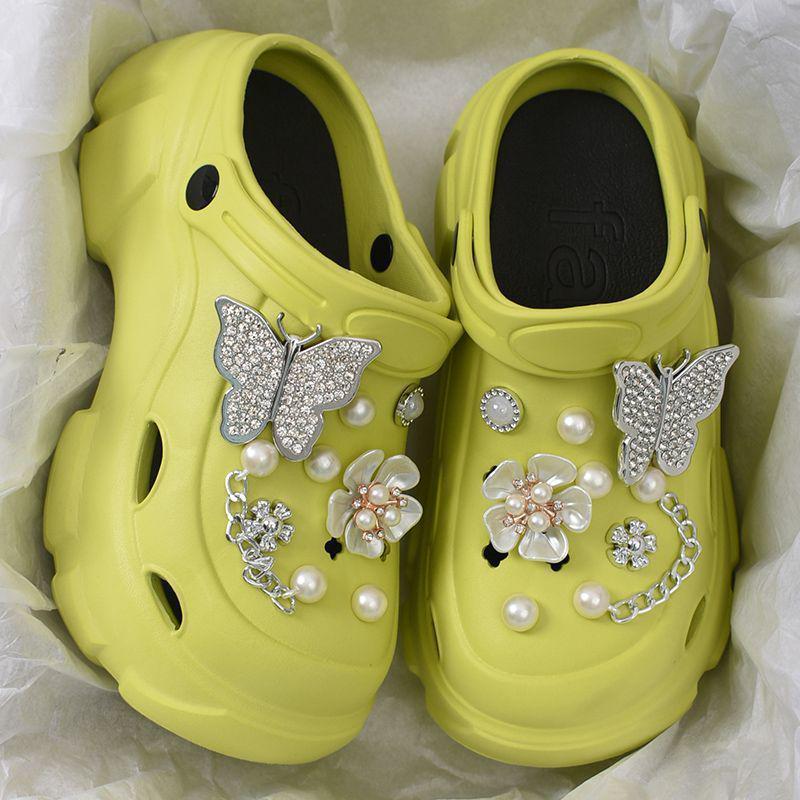 Women's EVA Platform Sandals: Summer Outdoor Beach Shoes with Thick, Height-Boosting Soles, Pearl Rhinestones, and Non-Slip Design.
