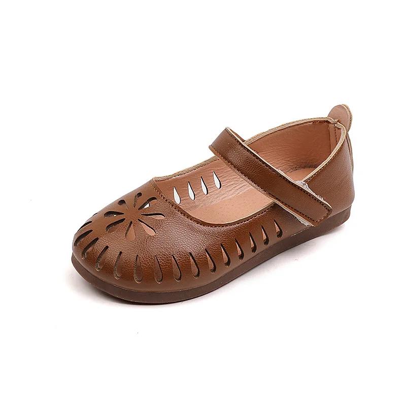 Summer Soft Leather Girls Sandals Breathable Hollow Out Pretty Girl Flat Sandals Solid Flower Shape Casual Mary Jane Shoe H01207 22 коричневый