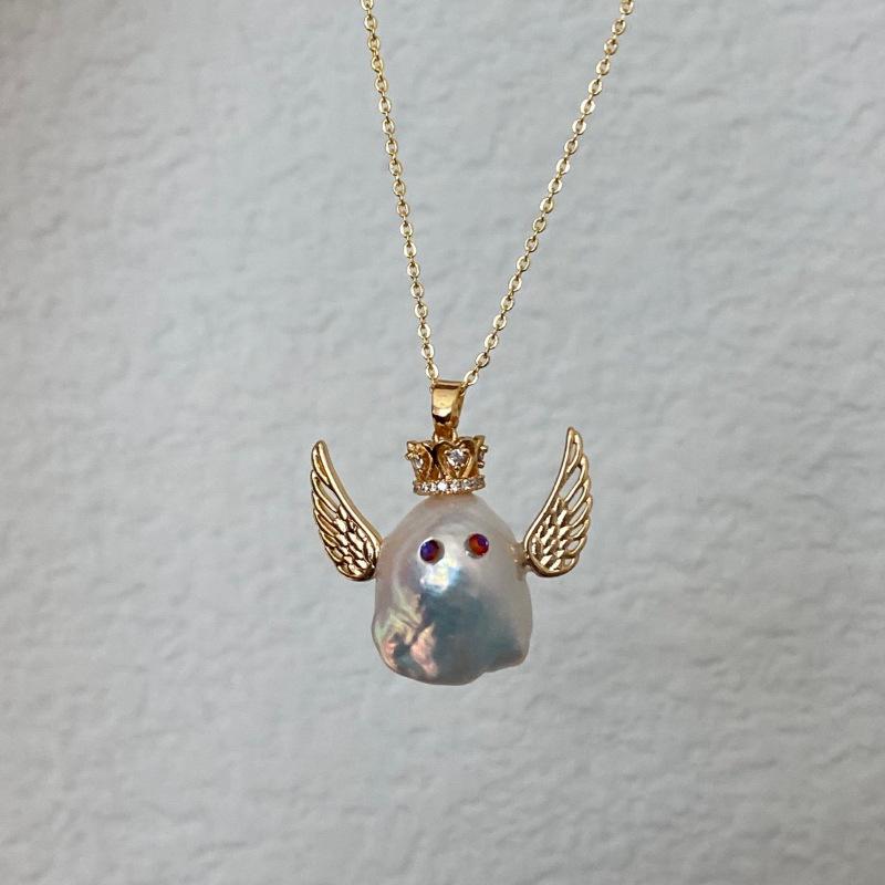 

Personality Versatile Cute Crown Little Ghost Angel Wings Pearl Pendant Gold Necklace