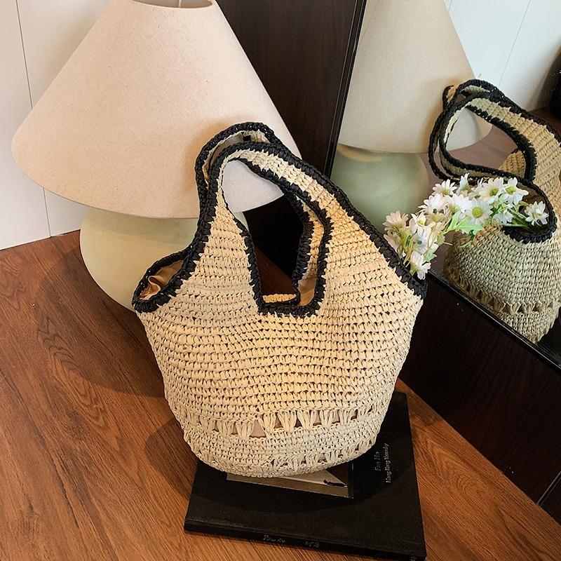 Summer new fashion straw handheld shoulder bag large capacity bucket bag versatile beach straw bag