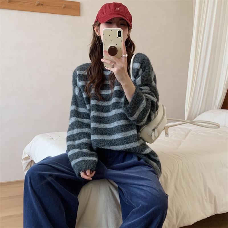 

Вязаный свитер с круглым вырезом в ретро полоску контрастных цветов, осенне-зимний новый тонкий свитер с длинными рукавами в ленивом стиле, женский топ one size fits all серый