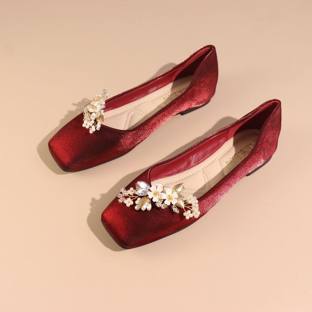 Fashion Women's Red Satin Square Toe Flat Shoes Chinese Style Simple Slip on Soft Bottom Pearl Flower Decoration Wedding Bride Shoes
