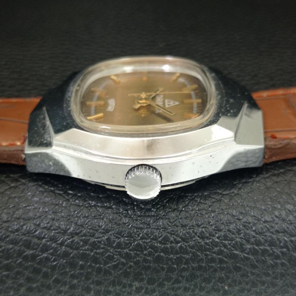 VINTAGE DRIMEX HAND-WINDING SWISS MENS REFURBISHED WATCH a704643-1