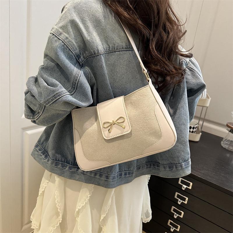 Fashion New Women's Shoulder Bag Fashionable Fashion Solid Color Saddle Bag High Value Commuter Handbag