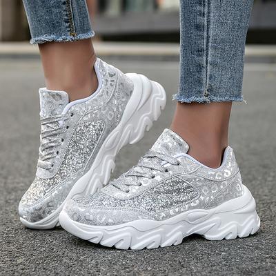 Chaussures Argentées Femme à Talon Plat Confortable Rivet Respirant Bout Rond Lacets Femme Décontracté Baskets Bling