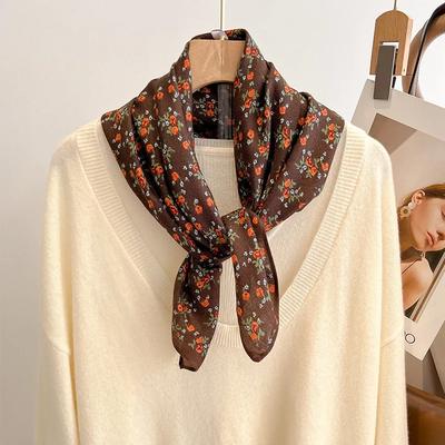 Accessoires – Schals & Tücher