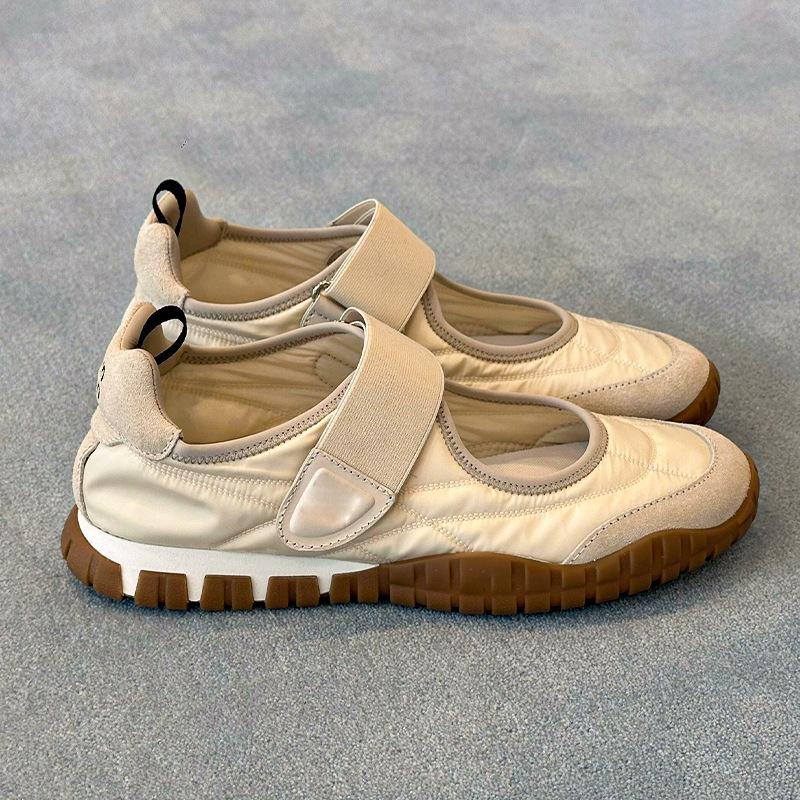 

Версия из мягкой кожи~ miu home кожаные туфли Мэри Джейн на скрытой платформе, женские 2025 новые повседневные балетки на липучке 37