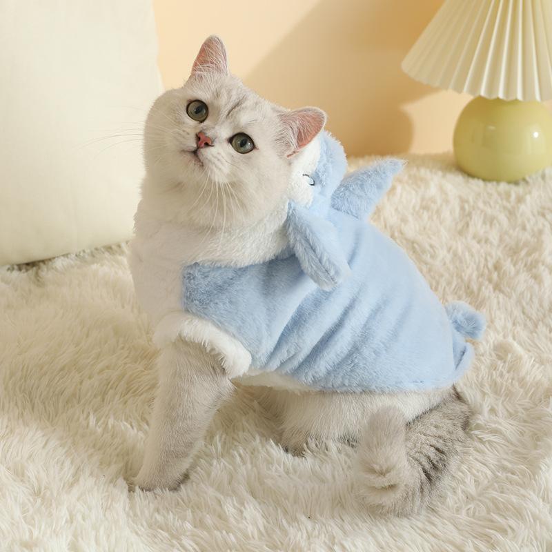 

Cute Shark Costume Cat Clothes, Warm Winter Outfit for Small Cats, Anti-Shedding Two-Leg Design for Indoor Wear XS: Bust 34cm, 0.5-2kg