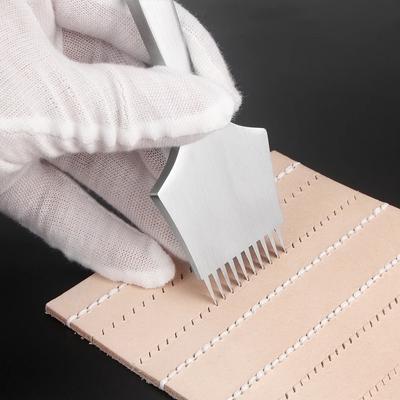 2.7mm 3.85m Fer à gratter aiguisé Style français Ciseau à cuir Ciseau en acier à outils poli Kits d'outils de poinçonnage pour le travail du cuir