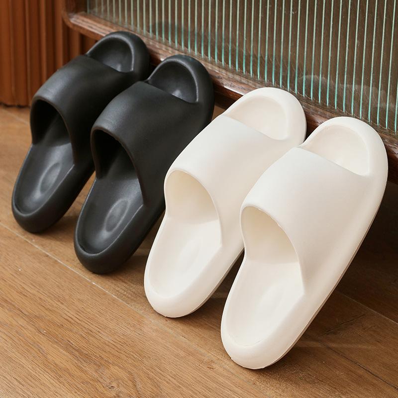 Brot Kühlhausschuhe Damen neu dicke Sohle Sommer Paar weiche Sohle Outdoor Mode auflösende Sohle Herrensandalen Damen