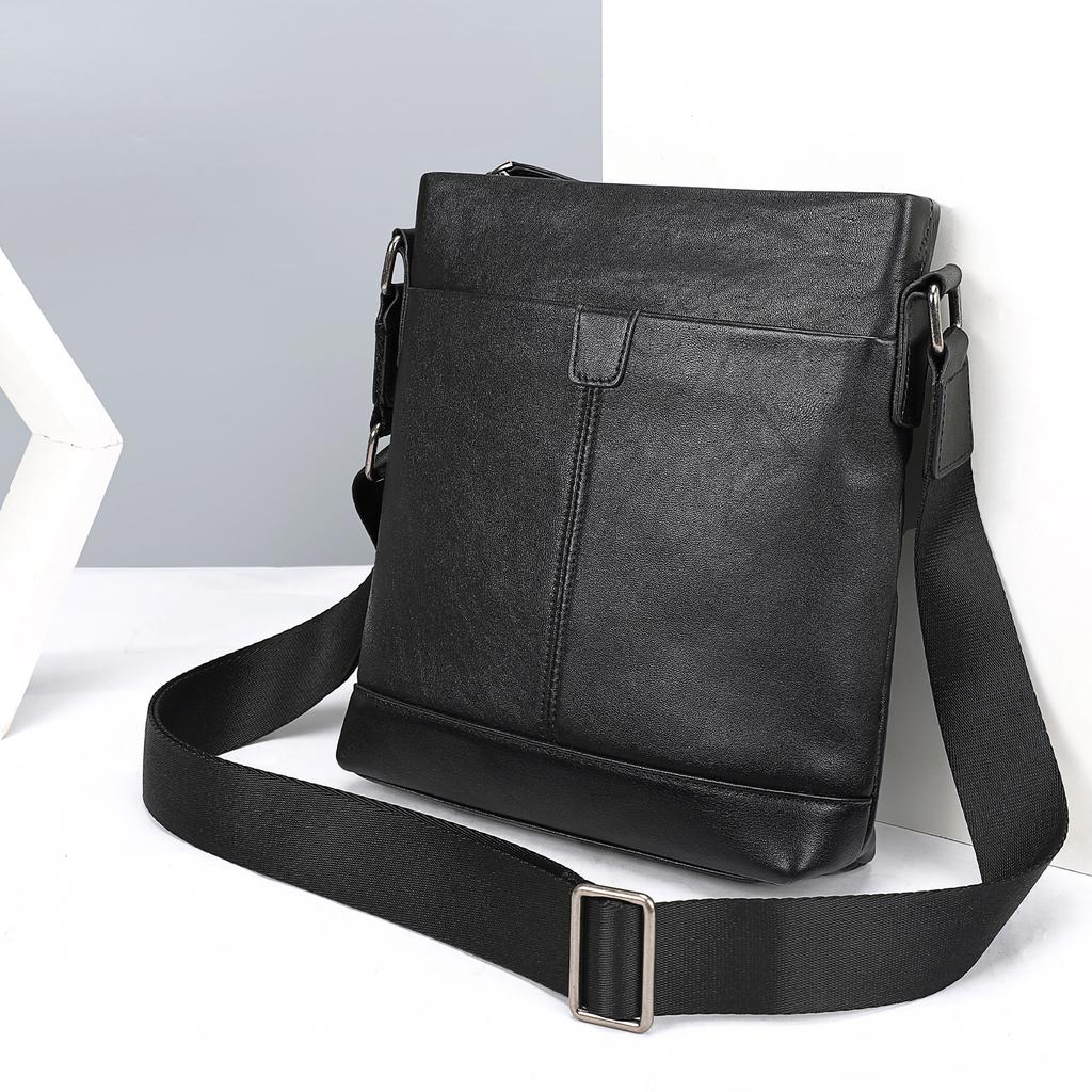 Men's Vertical Leather Crossbody Bag 22 x 6 x 25.5cm