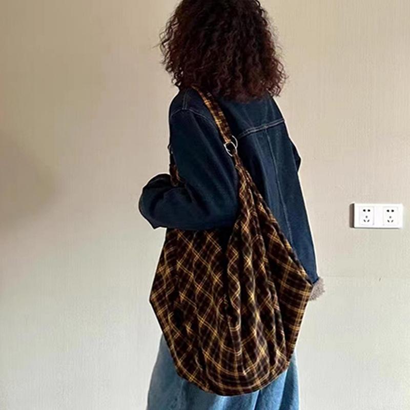 Vintage Karomuster Große Kapazität Trendiger Lässiger Tragetaschen-Rucksack Vielseitige Handtasche Übergroße Canvas Achseltasche Schottischer Stil