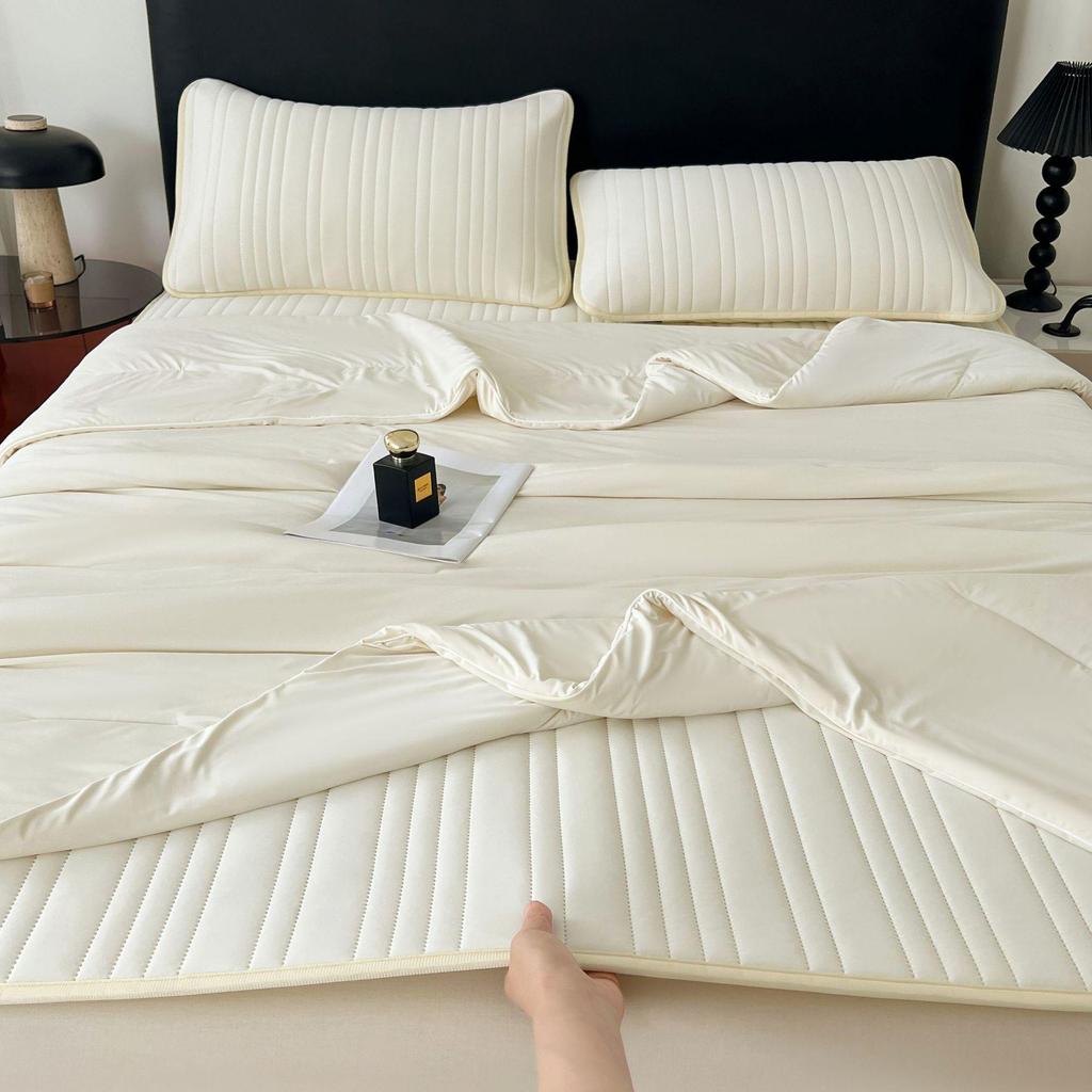 Spandex Ice Silk Cool Touch Bed Mat & Summer Quilt 4-Piece Set