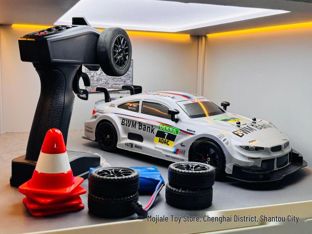 CrossRC AE86 High-Speed 1:24 Drift Racing 4WD Electric 2.4G Remote Control Car Toy