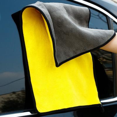 Serviette de lavage de voiture en polaire corail composite haute densité à bords enveloppés Absorbante Épaissie Chiffon de nettoyage Tampon à récurer