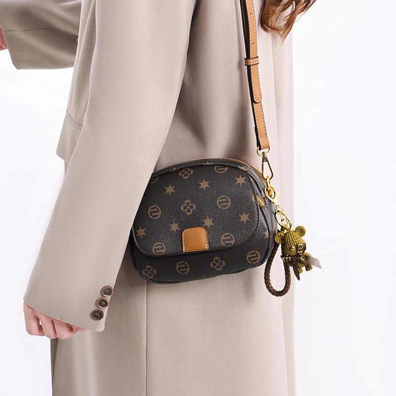 Bag Women's Bag Single Shoulder Crossbody 2025 Autumn and Winter New Old Flower Model Versatile Simple High Sense Fashion Trend Women