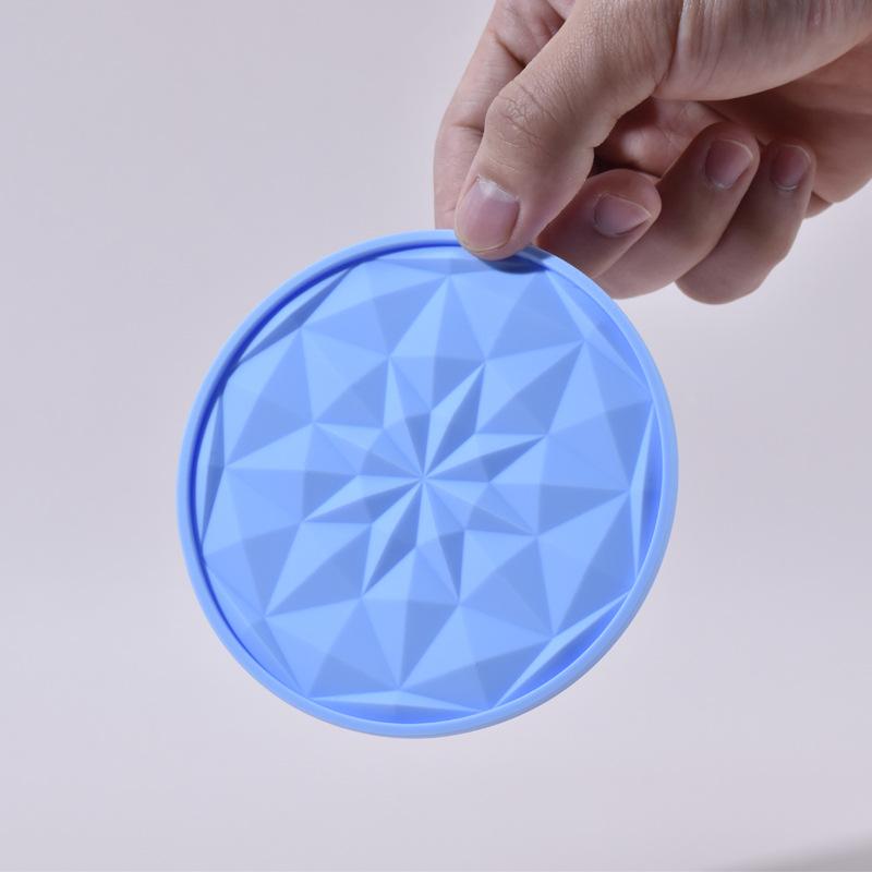 Silicone coaster water cup heat insulation cushion anti-skid anti-scalding thickened high-temperature-resistant soft coaster