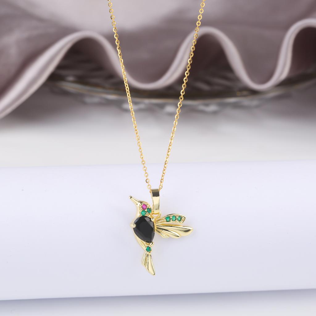 Hot Sale Crystal Zirconia Hummingbird Necklace For Man Woman Gold Plated Bird Animal Pendant Choker For Party Daily Wear