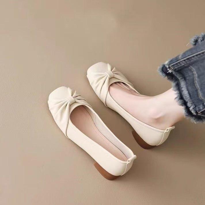 

Туфли Мэри Джейн женские на низком каблуке, туфли бабушки, с мелким вырезом и милым ремешком, для осени, новые туфли Дуду на толстом каблуке 40