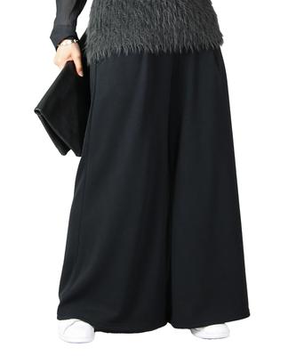 Faldas y pantalones para mujeres – Pantalones y bermudas