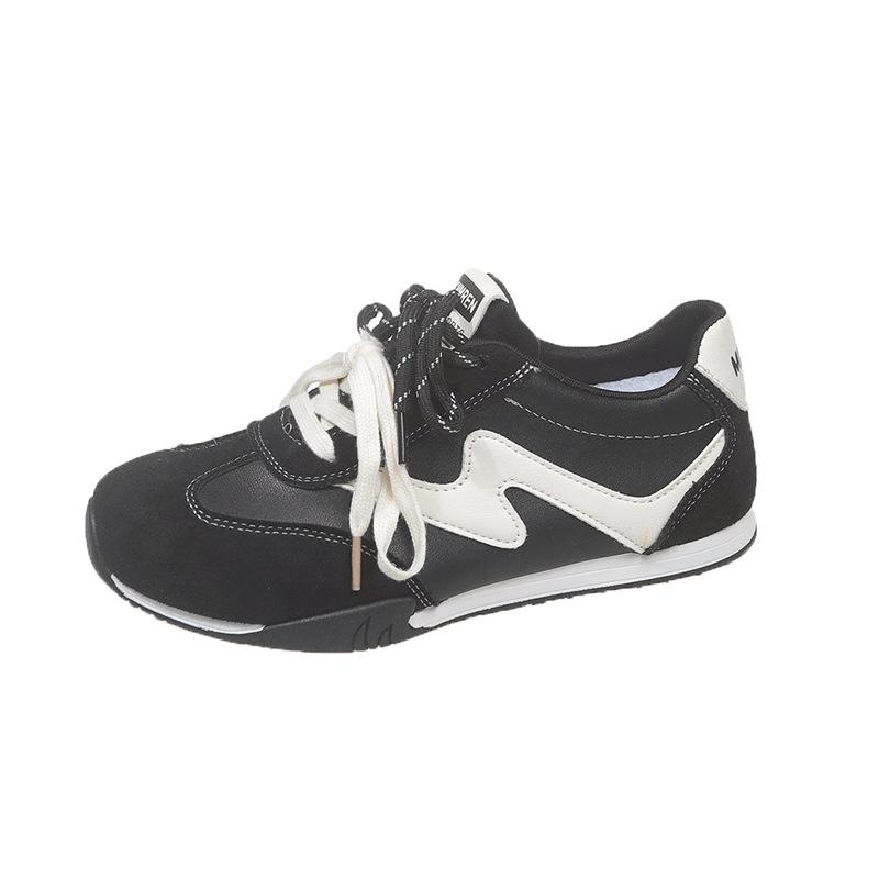 Retro German Training Shoes Women's 2025 Autumn New Flat-bottomed Super Fire Versatile Casual Sports Forrest Gump Shoes Lightweight White Shoes