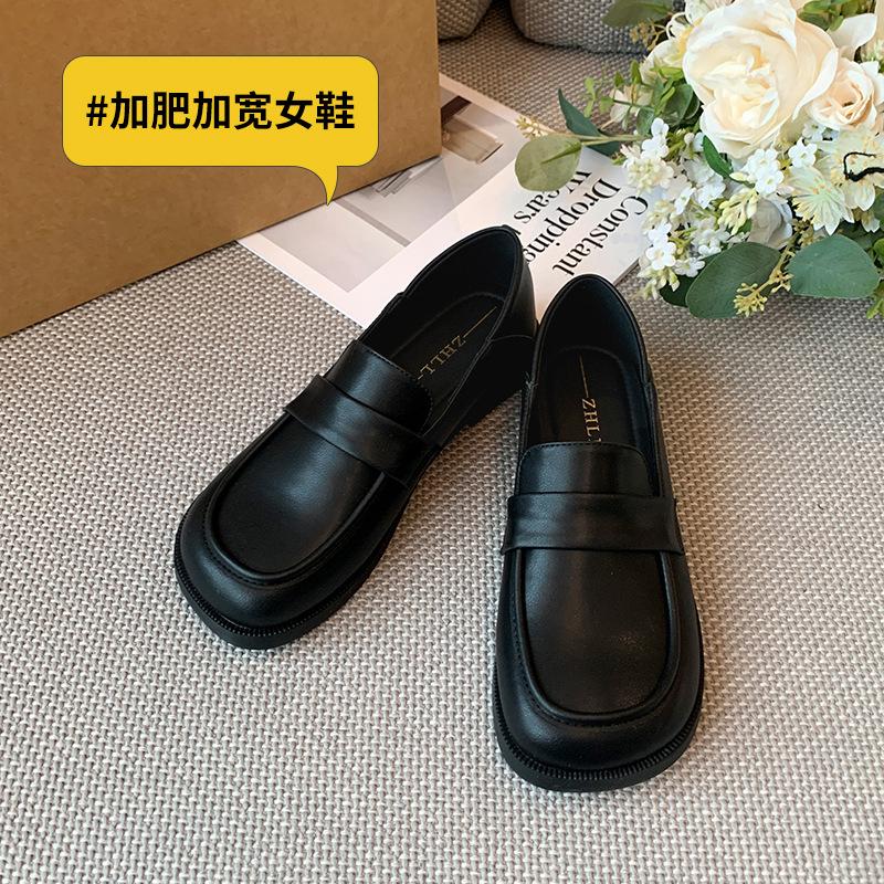 

- Новые ретро универсальные маленькие кожаные туфли на толстой подошве, для широкой стопы, полных ног и большого размера женские туфли. 35 чёрный