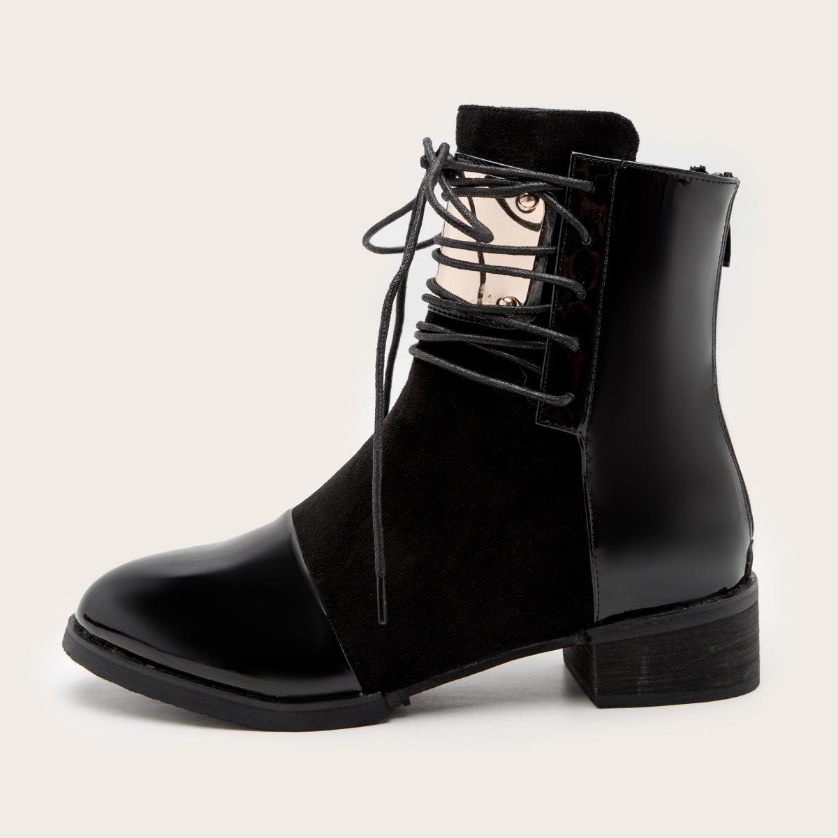 Ботинки на плоской подошве с ремешками и толстым каблуком — фото 9