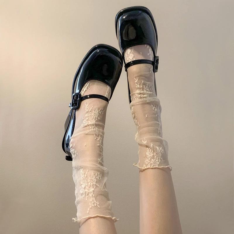 

Japanese-style Mary Jane beige lace socks for women, ultra-thin, sweet, breathable, short to mid-length mesh socks for summer Average Size